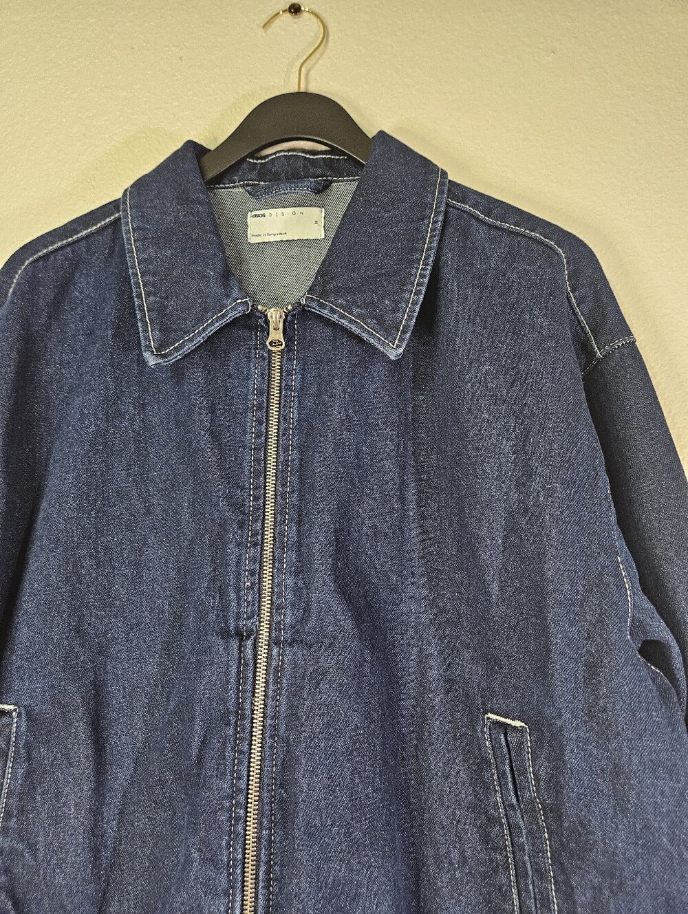ASOS DESIGN Cropped Denim Jacket - Picture 2 of 6